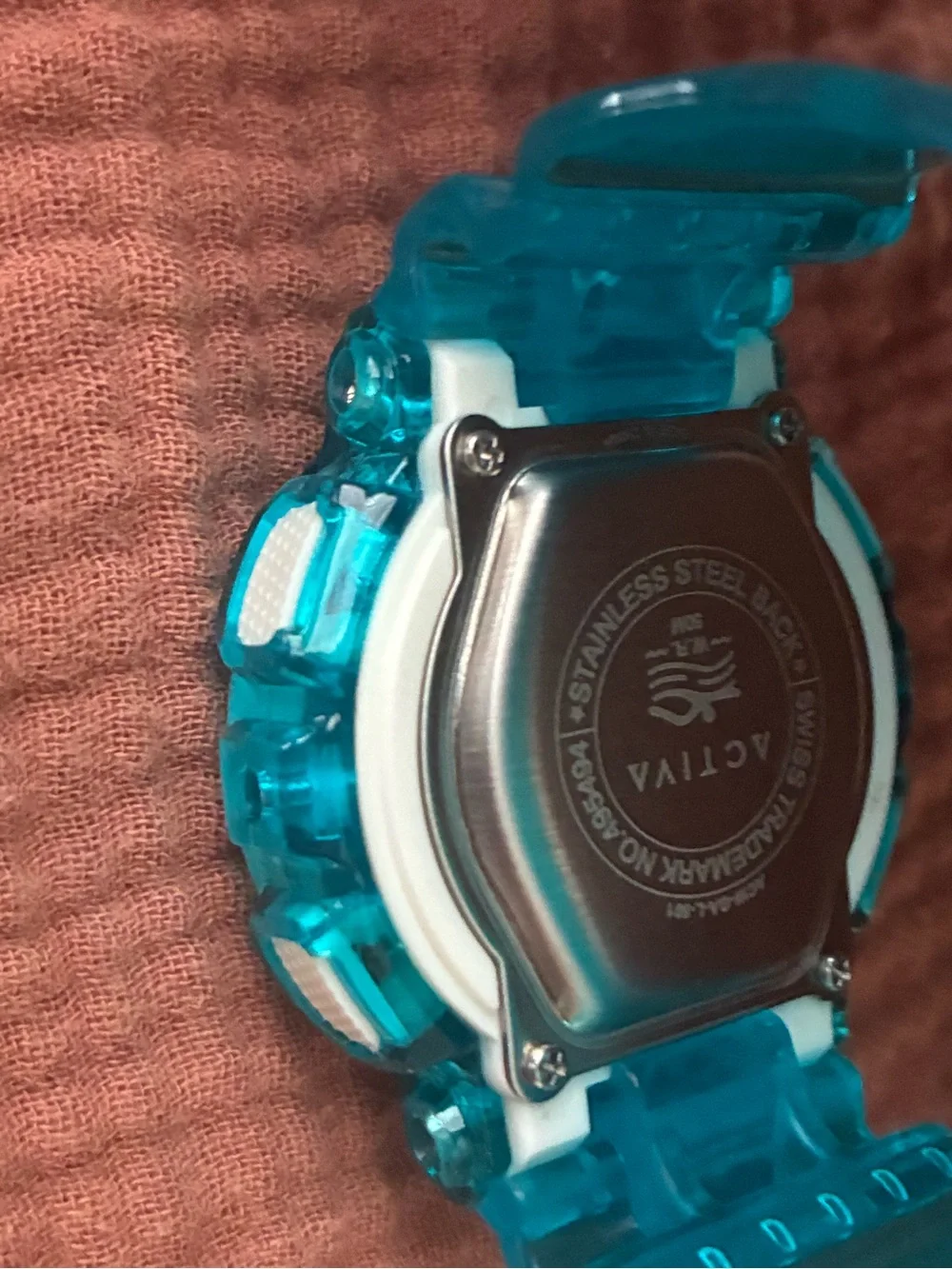Set Activa Neon Shift Limited Edition X Invicta - Digital Unisex Watch
